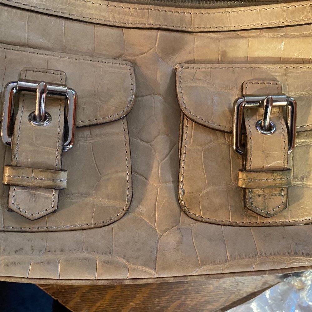 REDUCED Dooney and Bourke - Picture 8 of 10